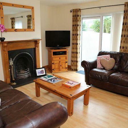 Villa Sunny Seaside Getaway Portstewart Exterior foto