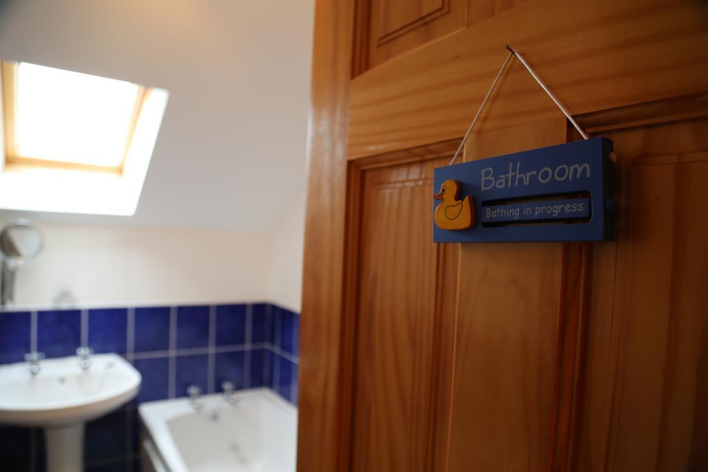 Villa Sunny Seaside Getaway Portstewart Exterior foto