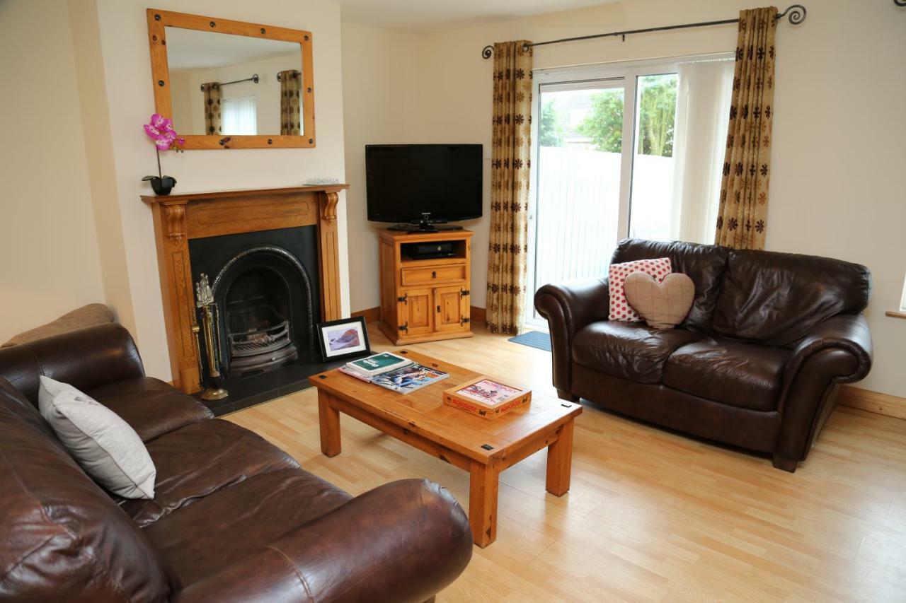 Villa Sunny Seaside Getaway Portstewart Exterior foto